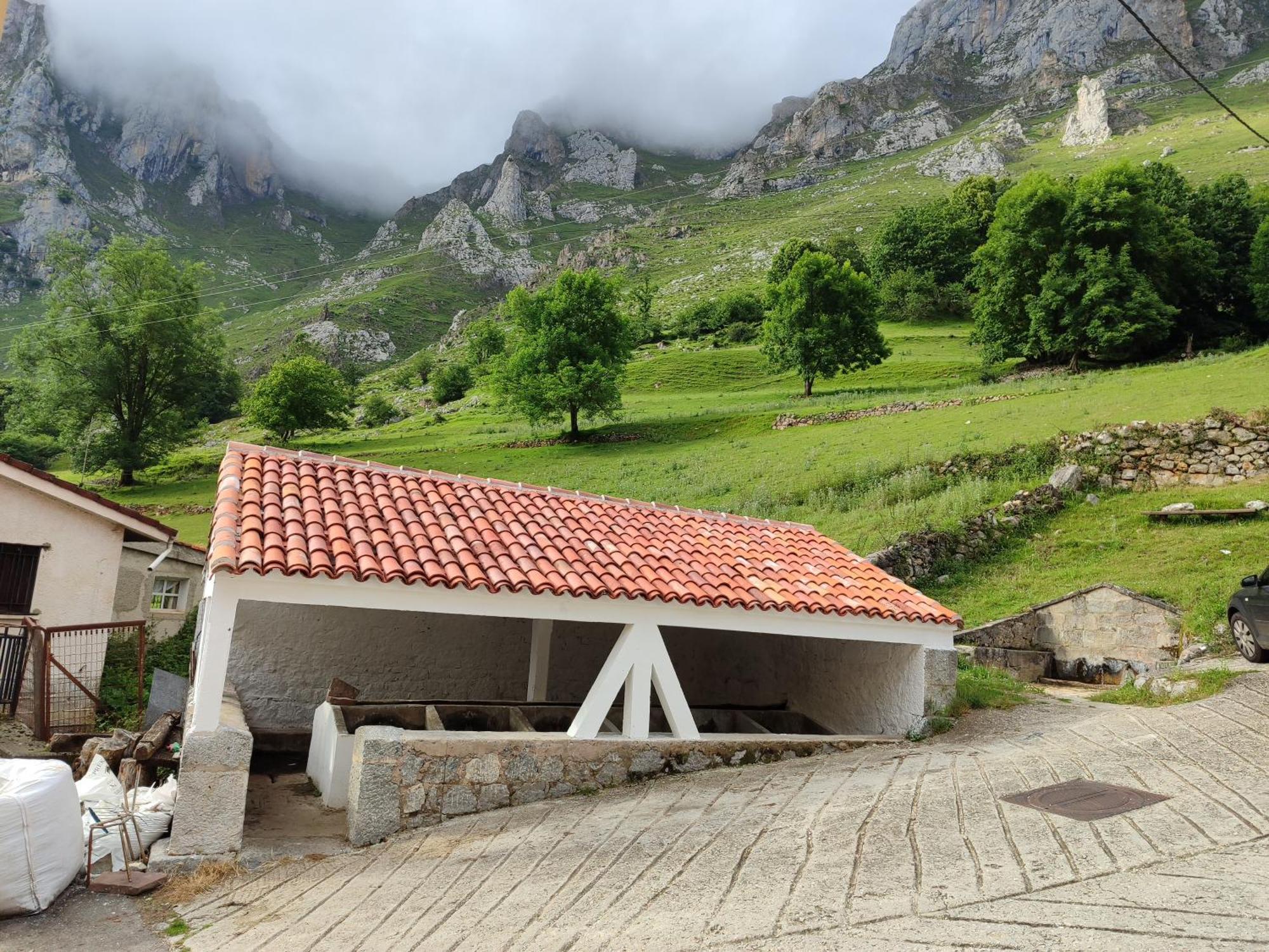 La Casina De Tielve De Cabrales Dentro Del Parque Nacional Picos De Europa Villa Eksteriør billede